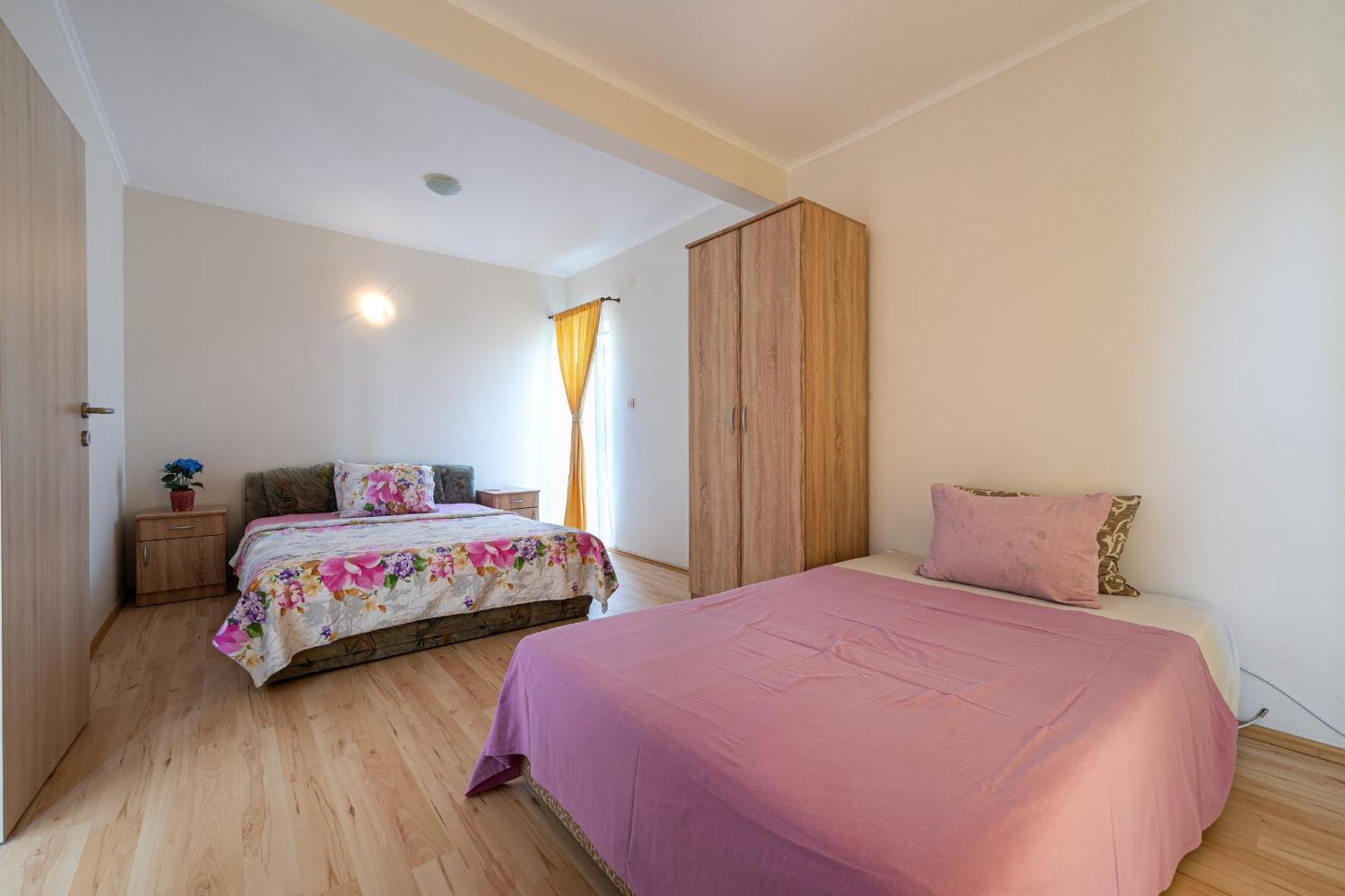 Apartment Family Budva